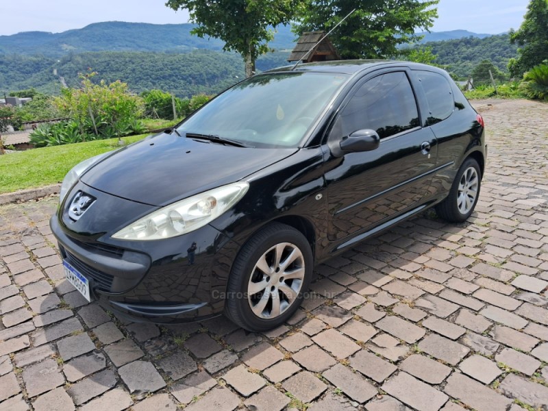 FIESTA 1.6 MPI HATCH 8V FLEX 4P MANUAL - 2013 - IVOTI