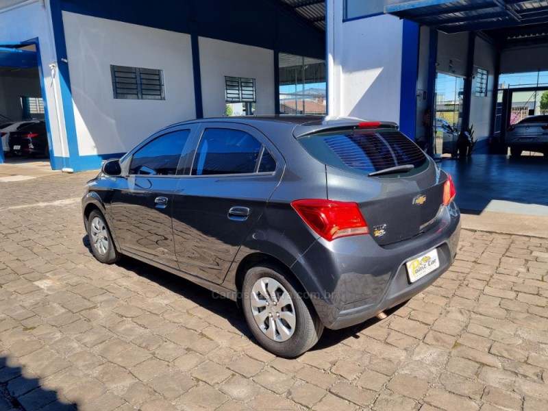 ONIX 1.0 MPFI LT 8V FLEX 4P MANUAL - 2019 - VACARIA