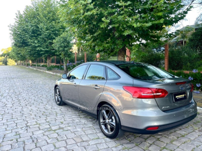 FOCUS 2.0 SE PLUS SEDAN 16V FLEX 4P AUTOMÁTICO - 2016 - BENTO GONçALVES