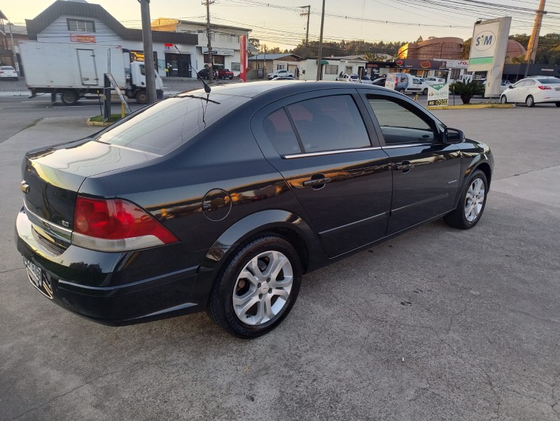 VECTRA 2.0 MPFI ELEGANCE 8V FLEX 4P AUTOMÁTICO - 2011 - CAXIAS DO SUL