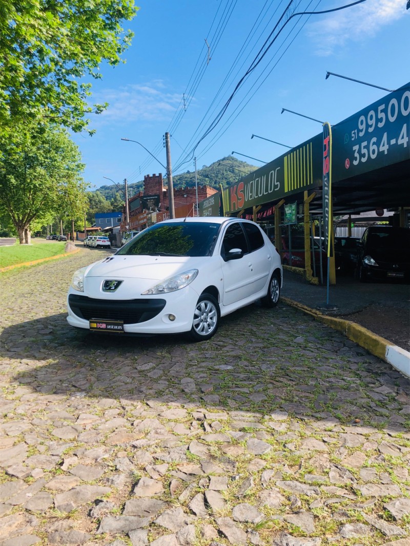 207 1.4 XR SPORT 8V FLEX 4P MANUAL - 2010 - DOIS IRMãOS