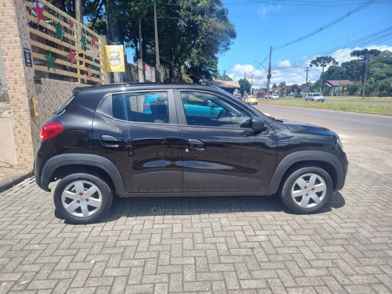 KWID 1.0 12V SCE FLEX ZEN MANUAL - 2018 - CANELA