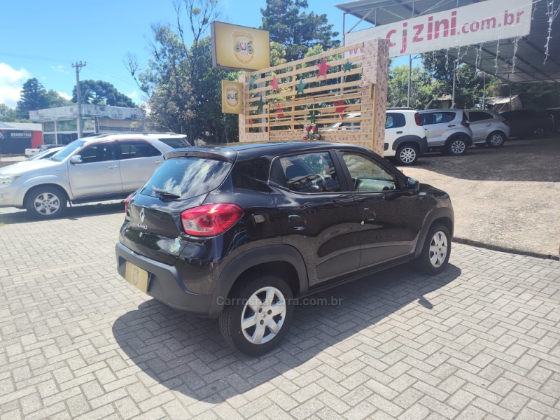 KWID 1.0 12V SCE FLEX ZEN MANUAL - 2018 - CANELA