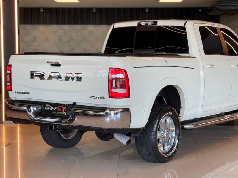 3500 LARAMIE 6.7 CD 4X4 TURBO DIESEL 4P AUTOMÁTICO - 2022 - DOIS IRMãOS