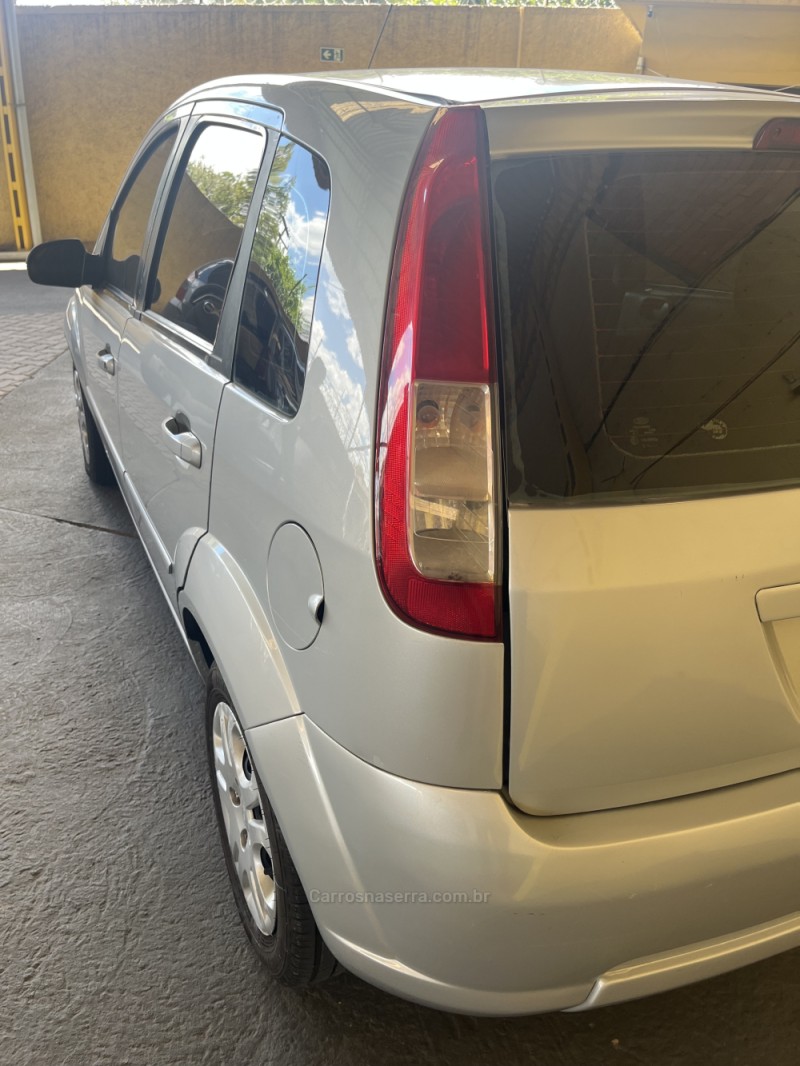 FIESTA 1.0 MPI HATCH 8V FLEX 4P MANUAL - 2009 - CAXIAS DO SUL