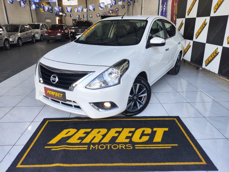 VERSA 1.6 16V FLEX UNIQUE 4P XTRONIC - 2018 - PORTãO