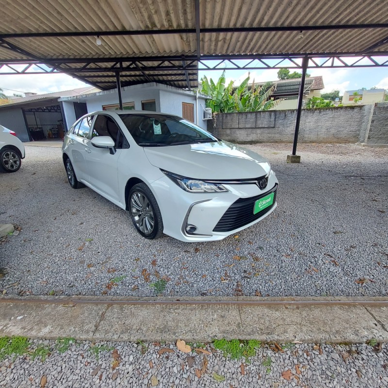 COROLLA 2.0 XEI 16V FLEX 4P AUTOMÁTICO