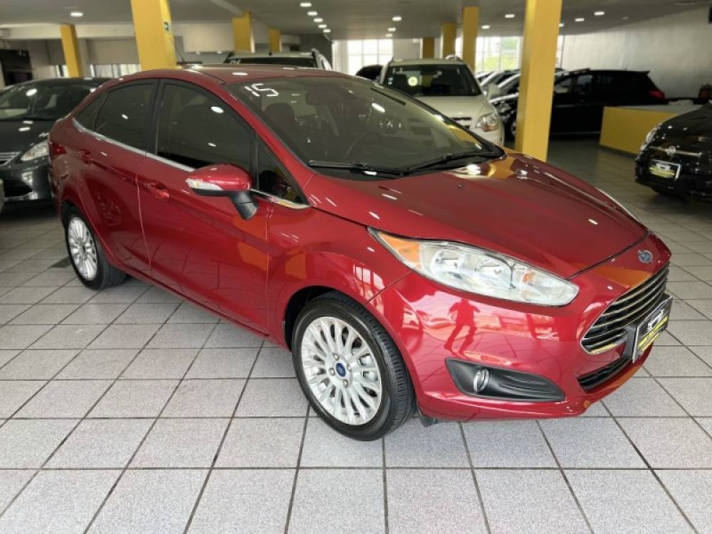 FIESTA 1.6 TITANIUM SEDAN 16V FLEX 4P AUTOMÁTICO - 2015 - CAXIAS DO SUL