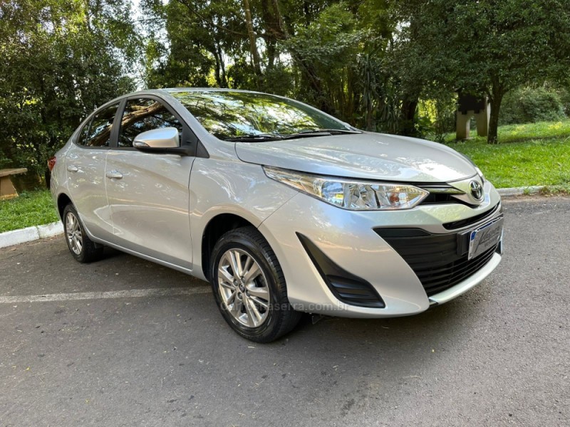 YARIS 1.5 XL PLUS CONNECT 16V FLEX 4P AUTOMÁTICO - 2022 - DOIS IRMãOS