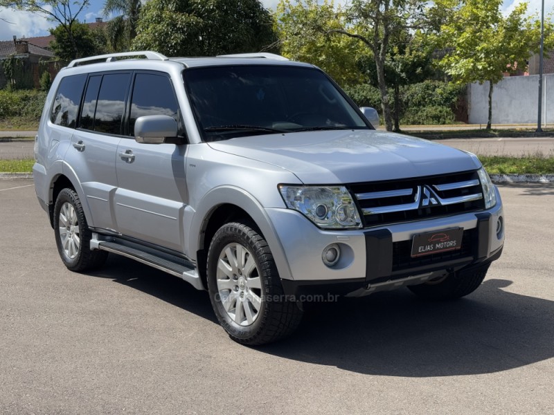 PAJERO FULL 3.8 HPE 4X4 V6 24V GASOLINA 4P AUTOMÁTICO