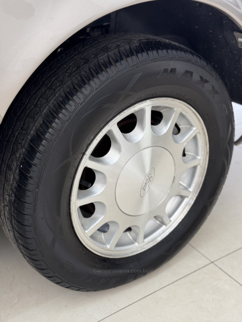 TAURUS 3.0 SE V6 24V GASOLINA 4P AUTOMÁTICO - 1995 - FARROUPILHA