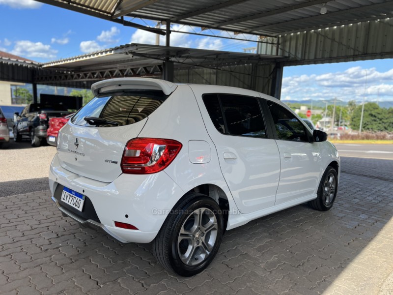 SANDERO 1.0 12V GT LINE LIMITED FLEX 4P MANUAL - 2019 - BOM PRINCíPIO