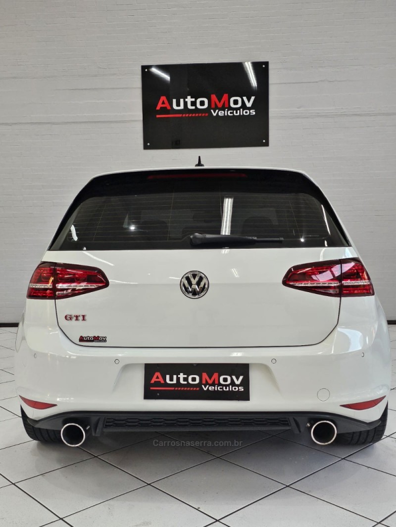 GOLF 2.0 TSI GTI 16V TURBO GASOLINA 4P AUTOMÁTICO - 2015 - CAXIAS DO SUL