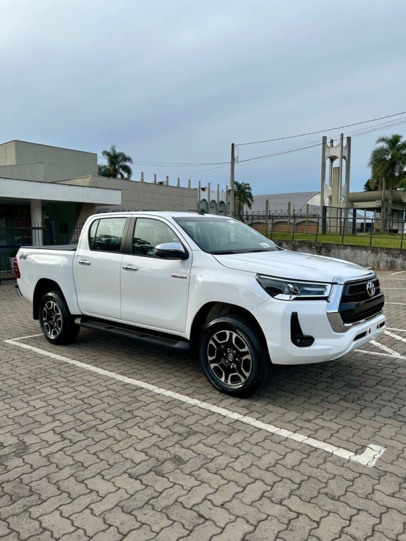 HILUX 2.8 SRV 4X4 CD 16V DIESEL 4P AUTOMÁTICO - 2025 - VERANóPOLIS