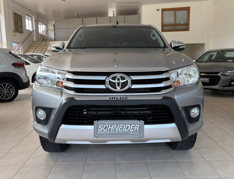 HILUX 2.8 SRV 4X4 CD 16V DIESEL 4P AUTOMÁTICO - 2017 - NOVA PETRóPOLIS