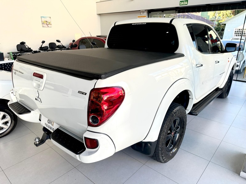 L200 TRITON 3.2 HPE 4X4 CD 16V TURBO INTERCOOLER DIESEL 4P AUTOMÁTICO - 2013 - CAXIAS DO SUL