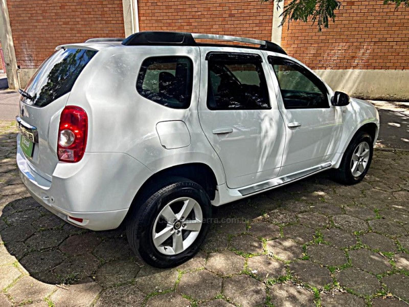 DUSTER 1.6 DYNAMIQUE 4X2 16V FLEX 4P MANUAL - 2013 - BENTO GONçALVES