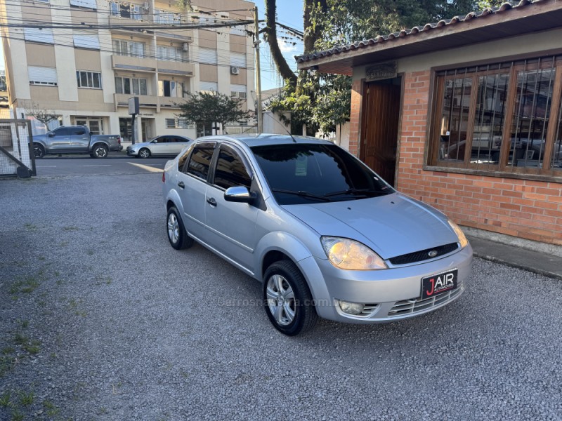 fiesta 1.0 mpi supercharger sedan 8v gasolina 4p manual 2005 garibaldi