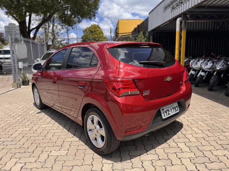 ONIX 1.4 MPFI LT 8V FLEX 4P MANUAL - 2019 - BENTO GONçALVES