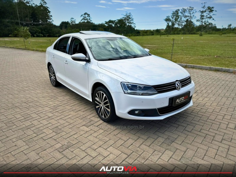 jetta 2.0 tsi dsg highline 200cv gasolina 4p automatico 2012 sapiranga