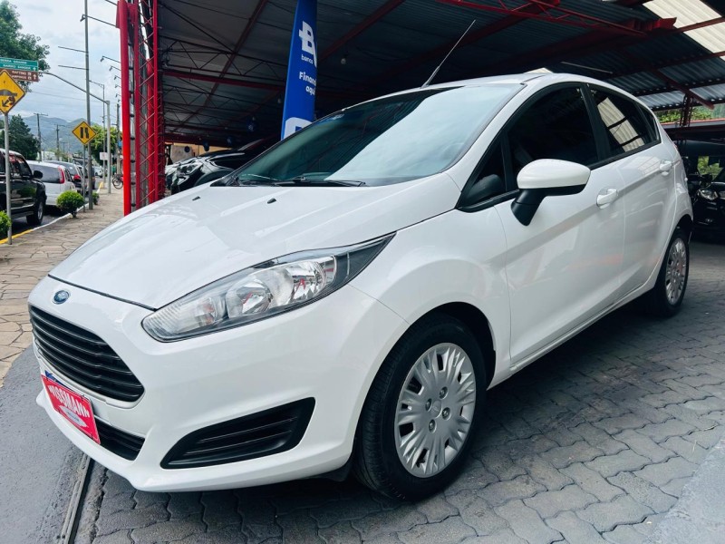 FIESTA 1.5 SE HATCH 16V FLEX 4P MANUAL - 2016 - TRêS COROAS