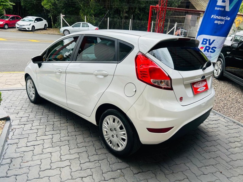 FIESTA 1.5 SE HATCH 16V FLEX 4P MANUAL - 2016 - TRêS COROAS