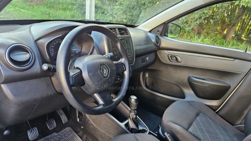 KWID 1.0 12V SCE FLEX ZEN MANUAL - 2019 - IVOTI