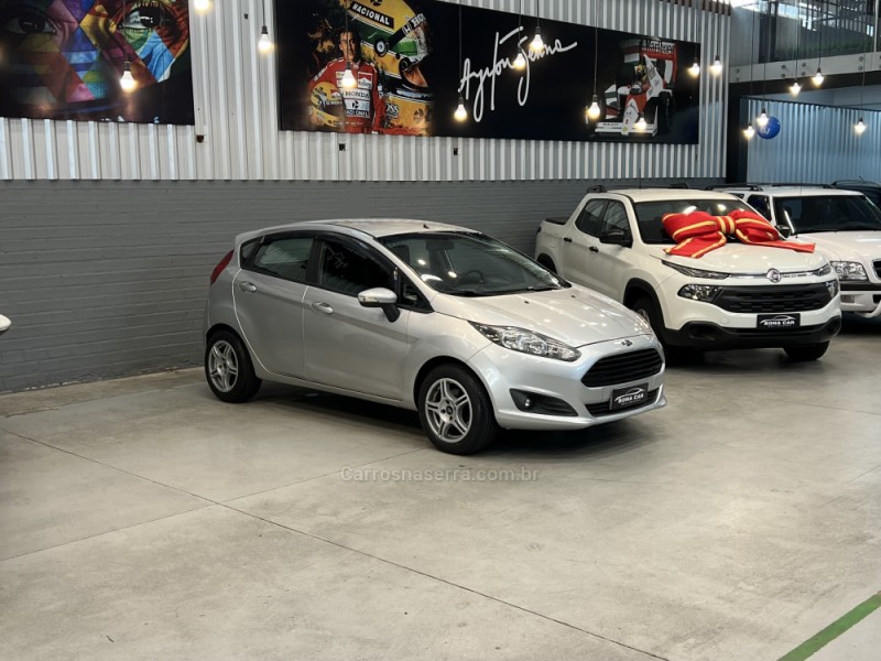 FIESTA 1.6 SE HATCH 16V FLEX 4P MANUAL - 2017 - CAXIAS DO SUL