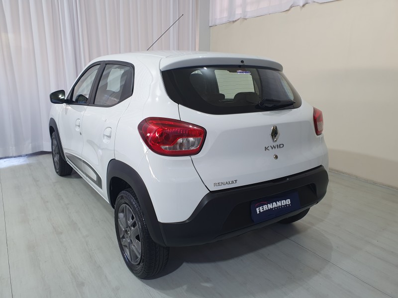 KWID 1.0 12V SCE FLEX INTENSE MANUAL - 2020 - BENTO GONçALVES