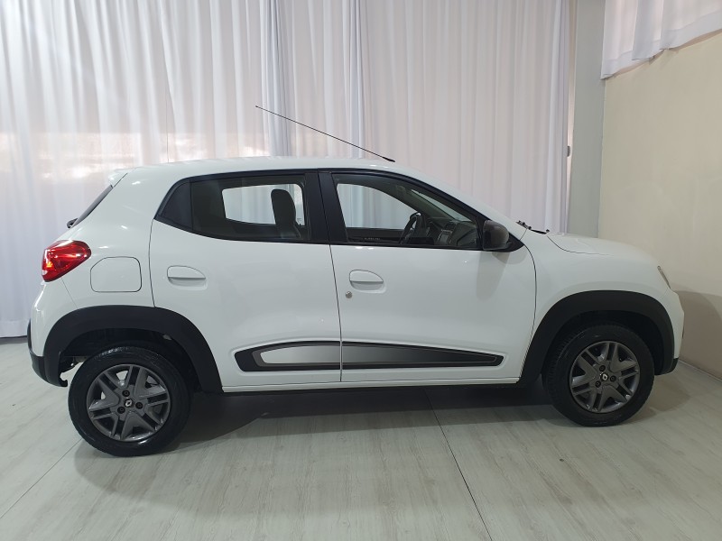 KWID 1.0 12V SCE FLEX INTENSE MANUAL - 2020 - BENTO GONçALVES