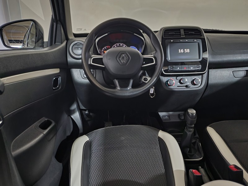 KWID 1.0 12V SCE FLEX INTENSE MANUAL - 2020 - BENTO GONçALVES