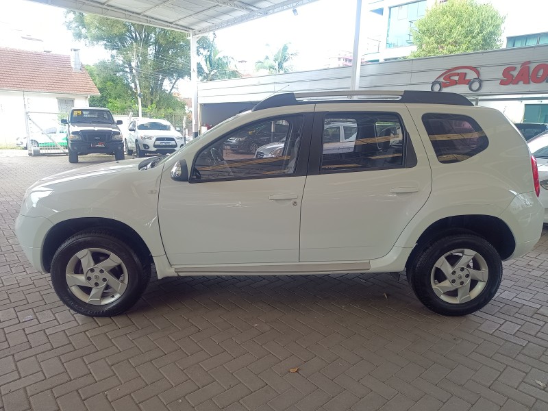 DUSTER 1.6 DYNAMIQUE 4X2 16V FLEX 4P MANUAL - 2014 - CAXIAS DO SUL