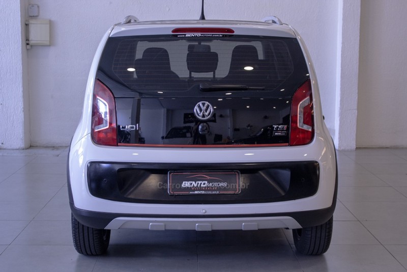 UP 1.0 CROSS T.FLEX 12V 4P MANUAL - 2015 - BENTO GONçALVES