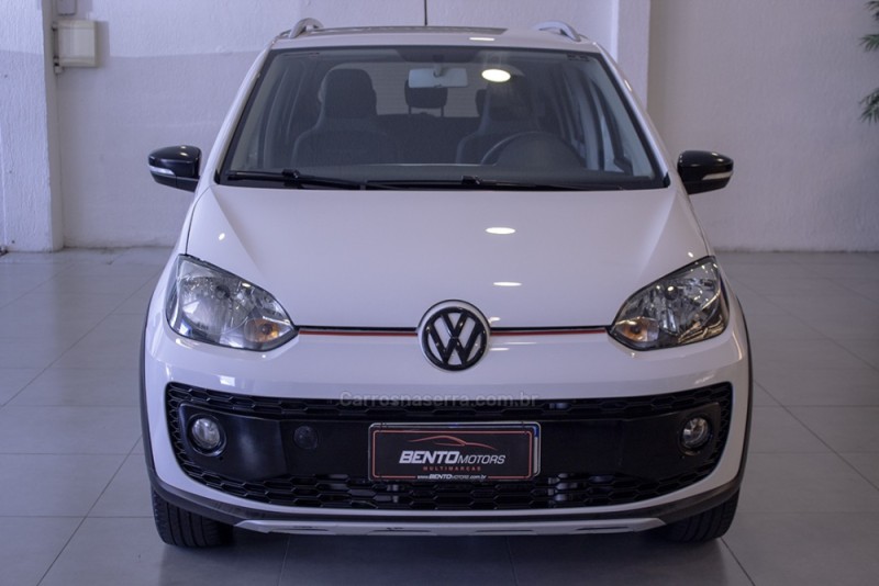 UP 1.0 CROSS T.FLEX 12V 4P MANUAL - 2015 - BENTO GONçALVES