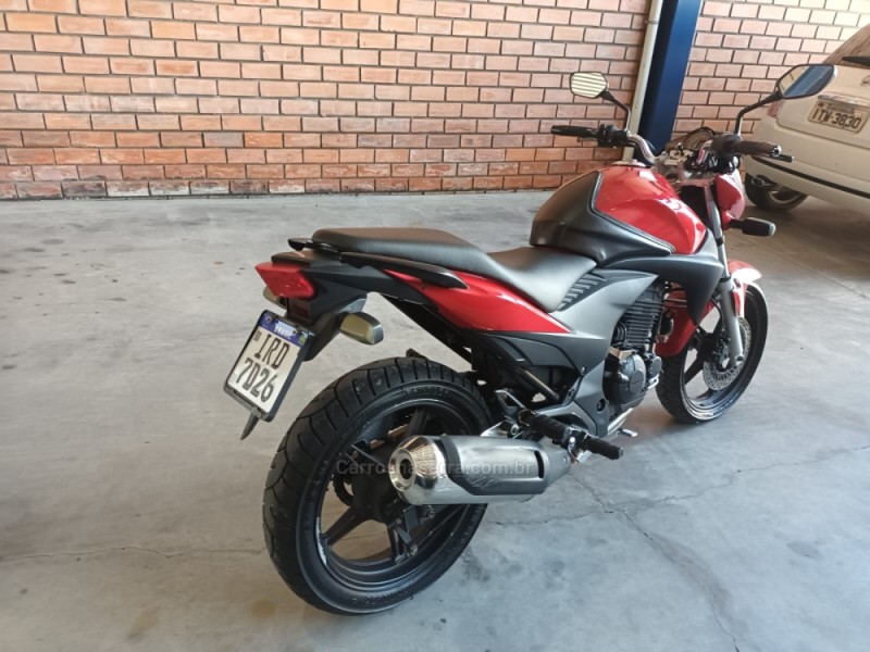 CB 300R ABS - 2011 - BENTO GONçALVES