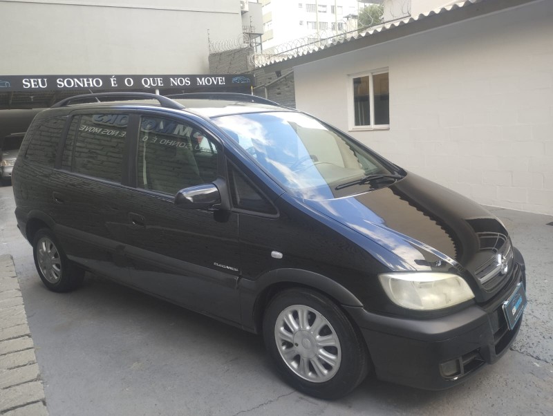 ZAFIRA 2.0 MPFI ELEGANCE 16V GASOLINA 4P MANUAL - 2005 - CAXIAS DO SUL