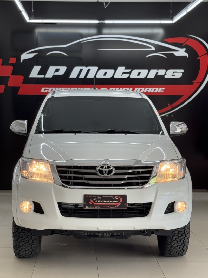 HILUX 2.7 SRV 4X4 CD 16V FLEX 4P AUTOMÁTICO - 2014 - FARROUPILHA