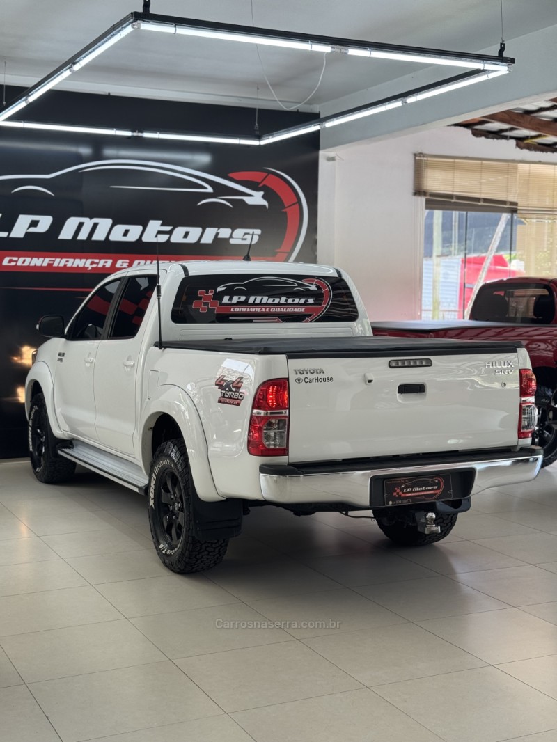 HILUX 2.7 SRV 4X4 CD 16V FLEX 4P AUTOMÁTICO - 2014 - FARROUPILHA