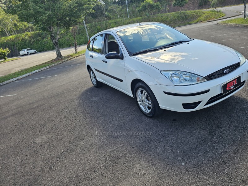 FOCUS 1.6 GLX 8V FLEX 4P MANUAL - 2007 - BENTO GONçALVES