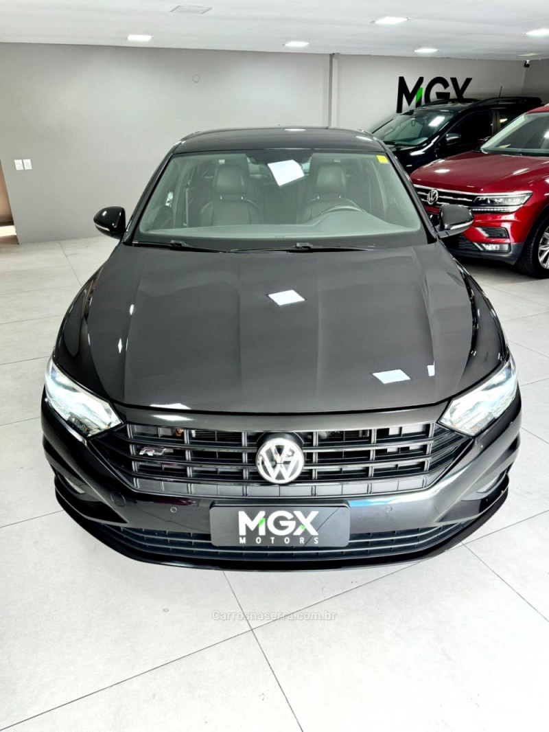 JETTA 1.4 R-LINE 250 16V TSI FLEX 4P AUTOMÁTICO - 2018 - PORTO ALEGRE