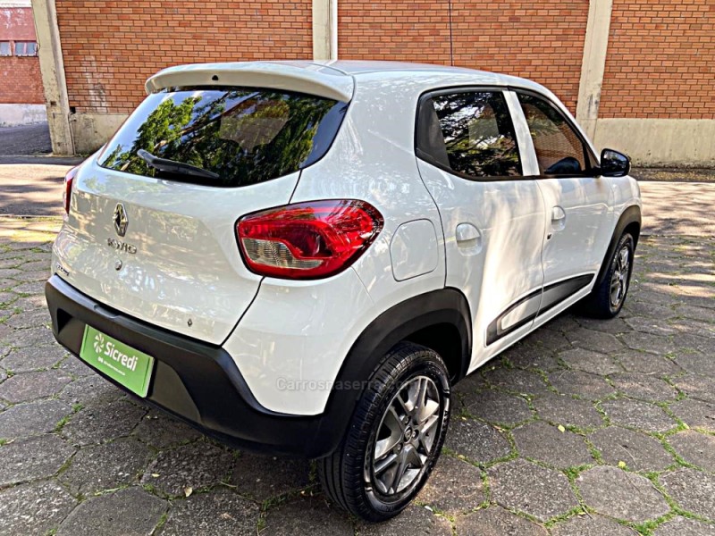 KWID 1.0 12V SCE FLEX INTENSE MANUAL - 2020 - BENTO GONçALVES