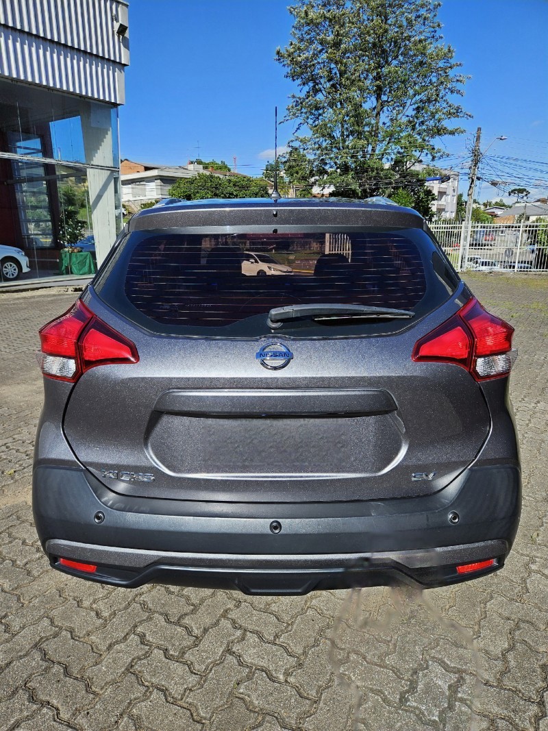 KICKS 1.6 16V FLEX SV 4P XTRONIC - 2019 - FARROUPILHA