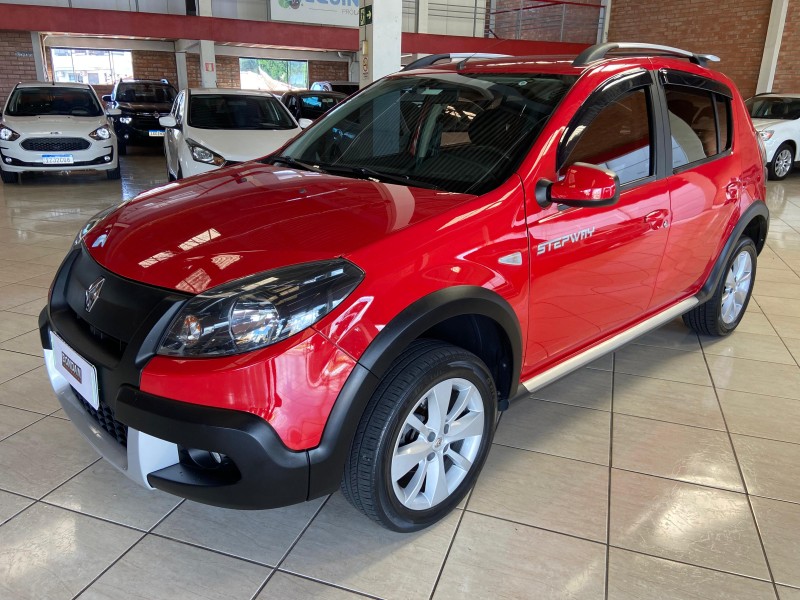 SANDERO 1.6 STEPWAY 16V FLEX 4P AUTOMÁTICO