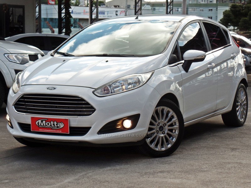 fiesta 1.6 titanium hatch 16v flex 4p automatico 2014 caxias do sul