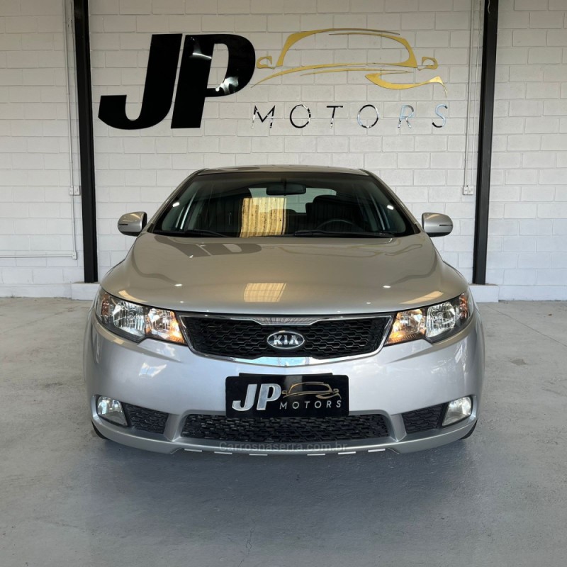 CERATO 1.6 EX SEDAN 16V GASOLINA 4P MANUAL - 2011 - NOVO HAMBURGO