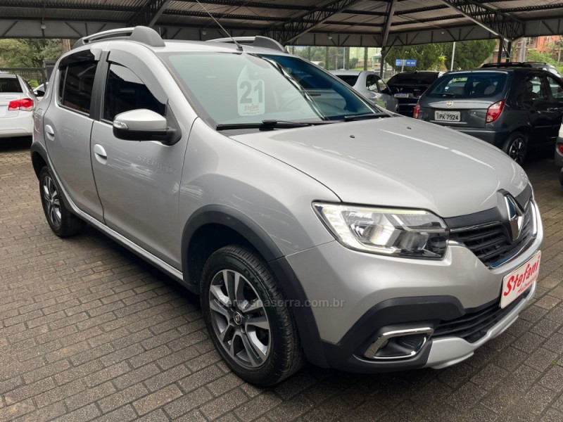 SANDERO 1.6 STEPWAY ICONIC X-TRONIC 16V FLEX 4P AUTOMÁTICO - 2021 - FELIZ