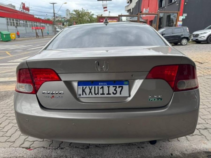 CIVIC 1.8 LXS 16V GASOLINA 4P MANUAL - 2008 - CAXIAS DO SUL