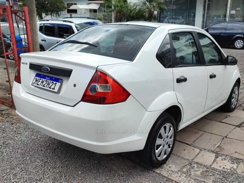 FIESTA 1.0 MPI SEDAN 8V FLEX 4P MANUAL - 2005 - FARROUPILHA