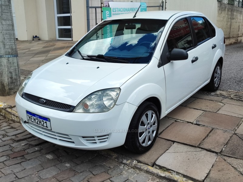 FIESTA 1.0 MPI SEDAN 8V FLEX 4P MANUAL - 2005 - FARROUPILHA