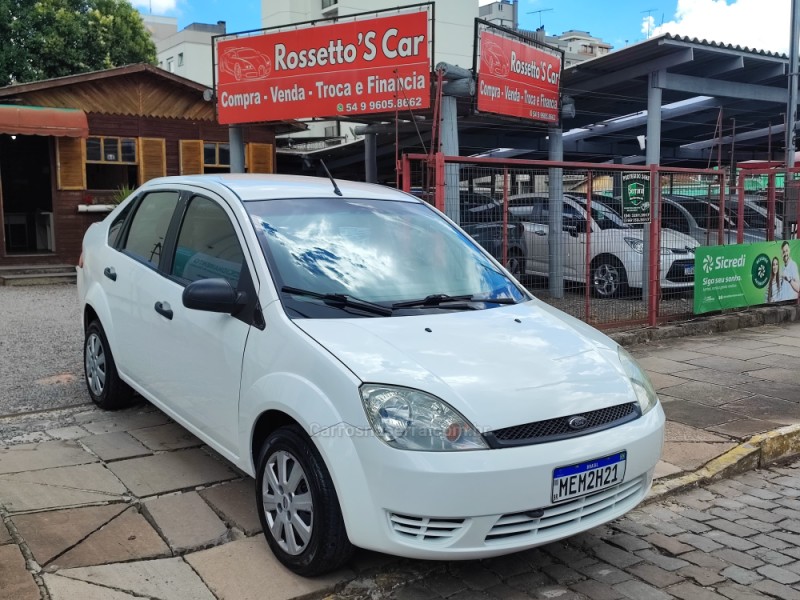 fiesta 1.0 mpi sedan 8v flex 4p manual 2005 farroupilha